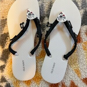 Old Navy Black and White Flip Flops
